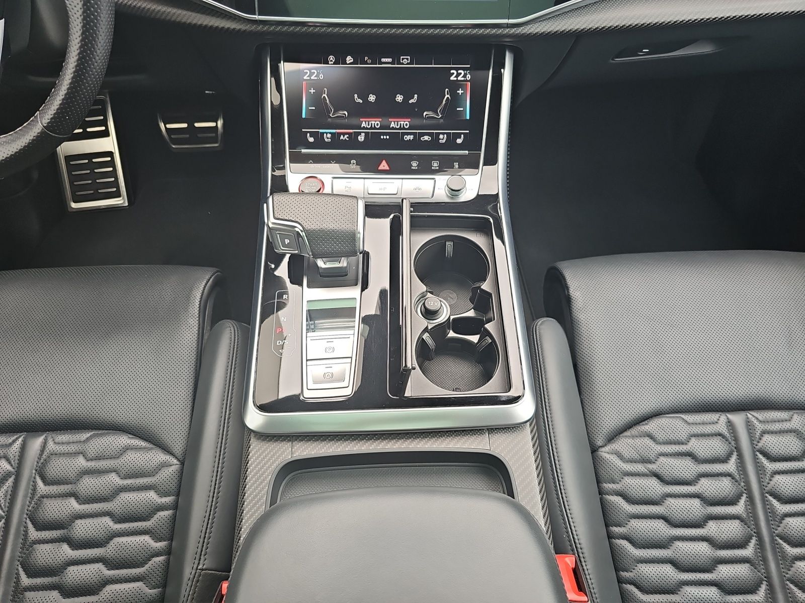 Fahrzeugabbildung Audi RS Q8 SPORT Vmax 280 23"+MATRIX +PANO+KERAMIK