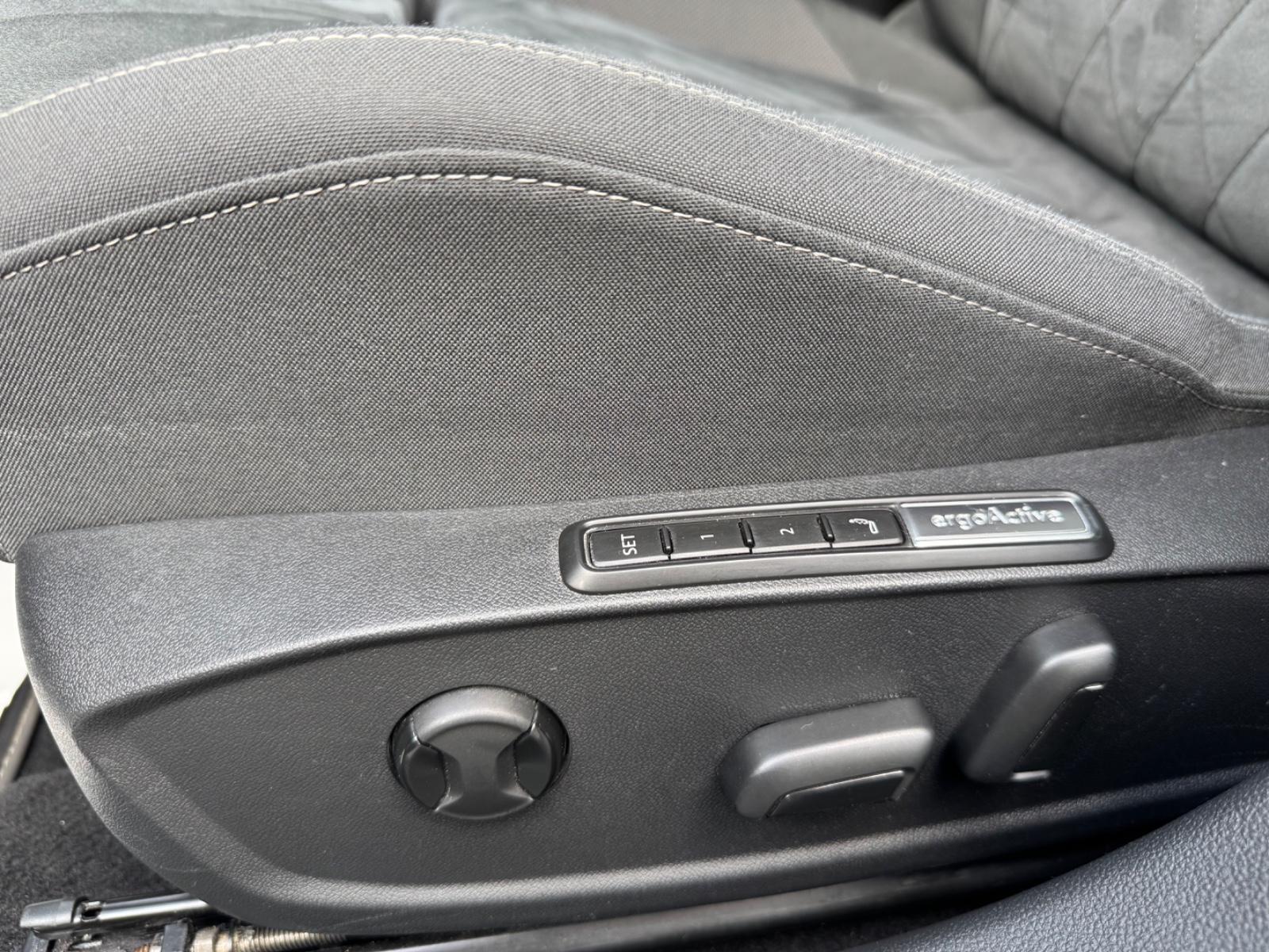 Volkswagen Golf VIII Variant Style*LED*Massage*Standheiz*, миниатюра 12