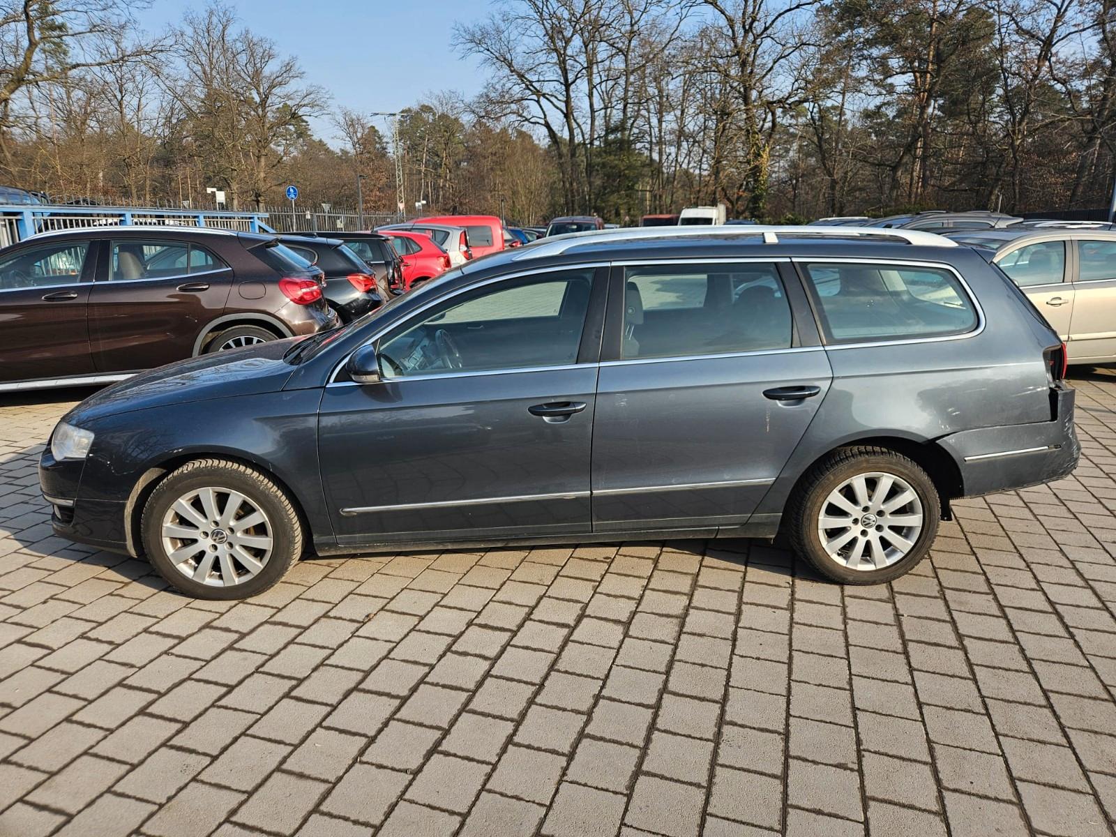 Volkswagen Passat 2009 — photo 7