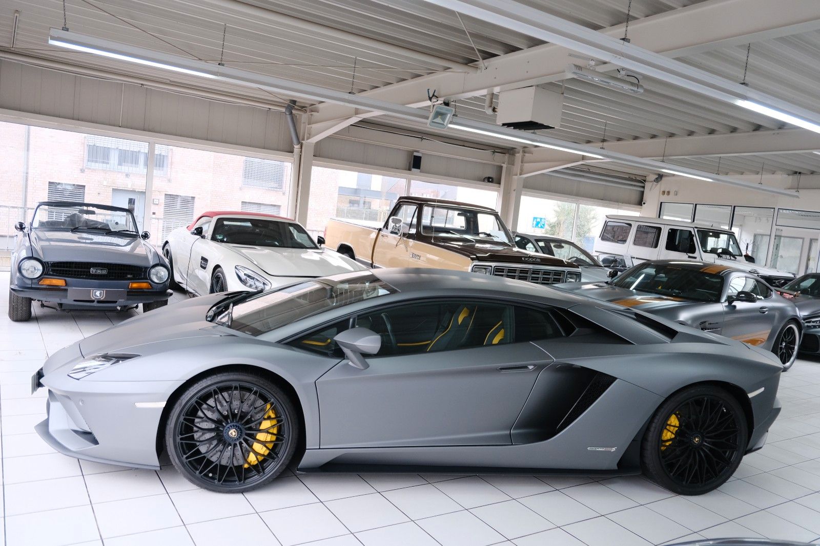 Fahrzeugabbildung Lamborghini Aventador S/Carbon/Lift/Matt/1A Zustand
