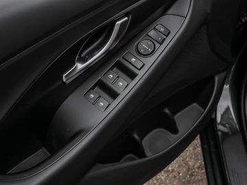 Hyundai i30 1.0 Trend Fernlicht-Assistent Kamera Navi