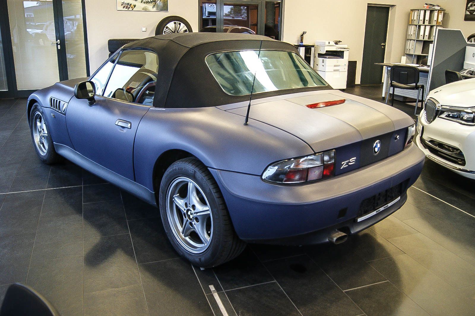 Fahrzeugabbildung BMW Z3 1.9 UNIKAT KOMPLETT LEDERBEZOGEN WETTERFEST