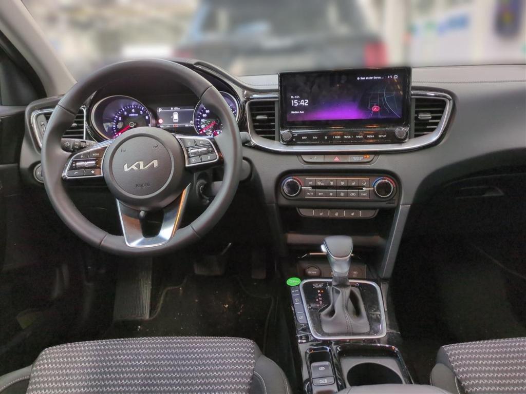 Kia Ceed_sw 1.5T 140 DCT7 VISION Komfort+ Navi ACC