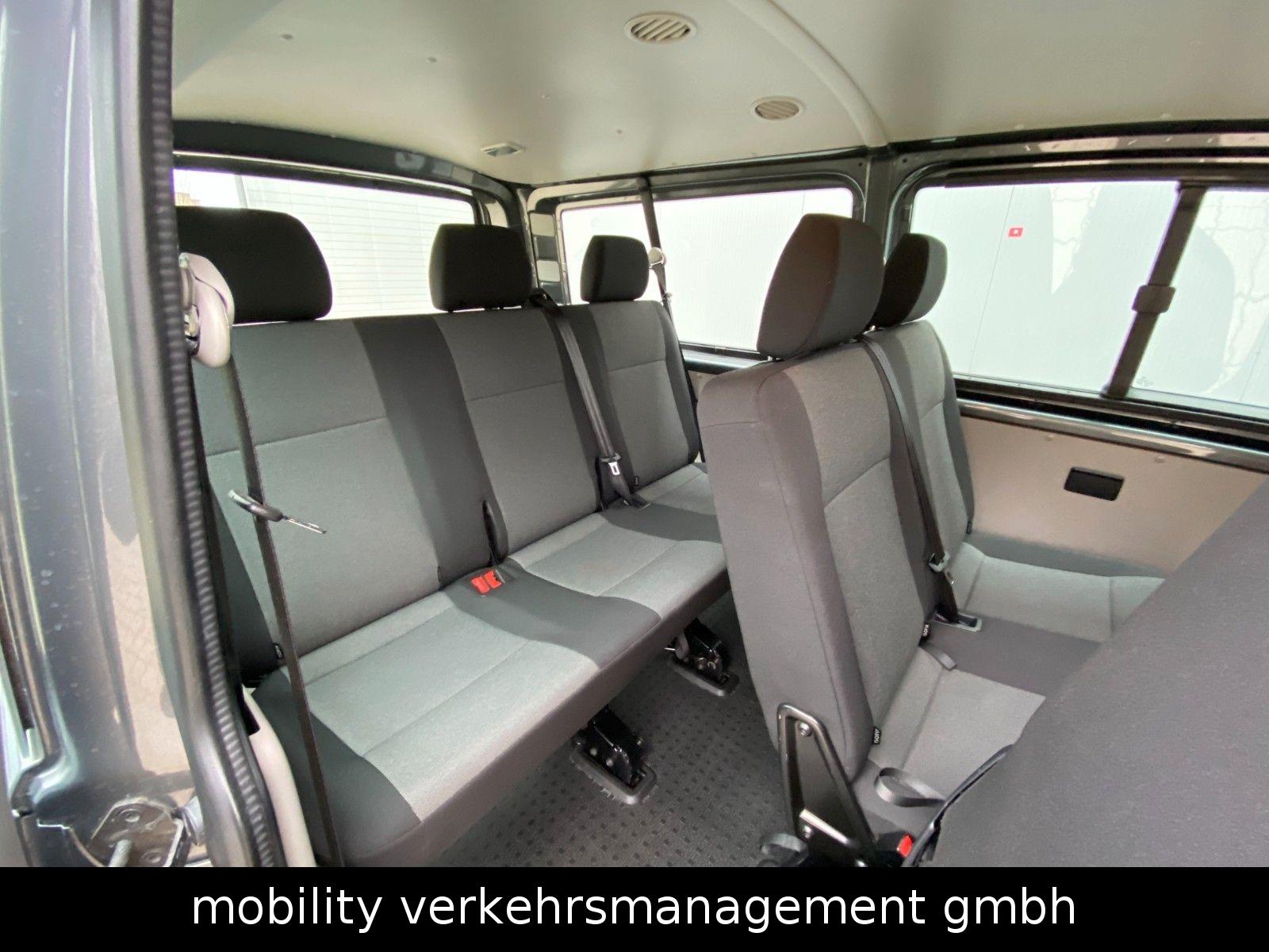 Volkswagen T6 Kombi lang DSG Rollstuhl Rampe AHK Klima Navi