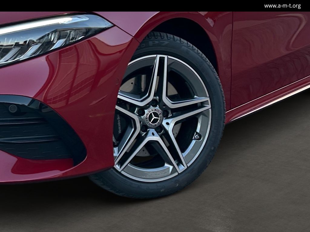 MERCEDES-BENZ A 250