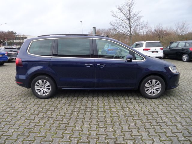 Volkswagen Sharan TDI CL DSG 7-Sitz+ACC+Navi+Pano+3x el.Tür