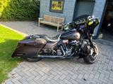Harley-Davidson CVO Street Glide - CHOPPER VON 81 BIS 125 CCM