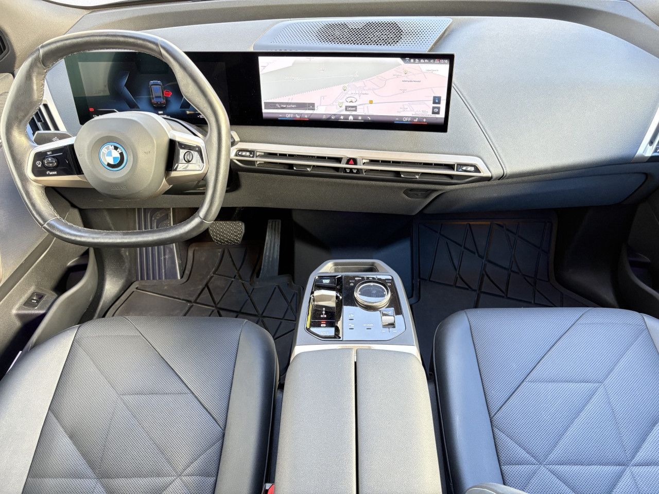 BMW iX - Bild 12