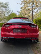 Kia Stinger 3.3 T-GDI AWD GT GT - rote Kia Stinger