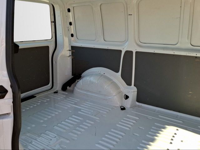 T6.1 KASTEN 2.0 TDI KR AZV+KLIMA+DAB