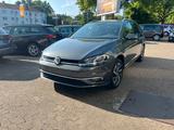 Volkswagen Golf VII Variant Join Start-Stopp Navigation - Volkswagen Golf: Star