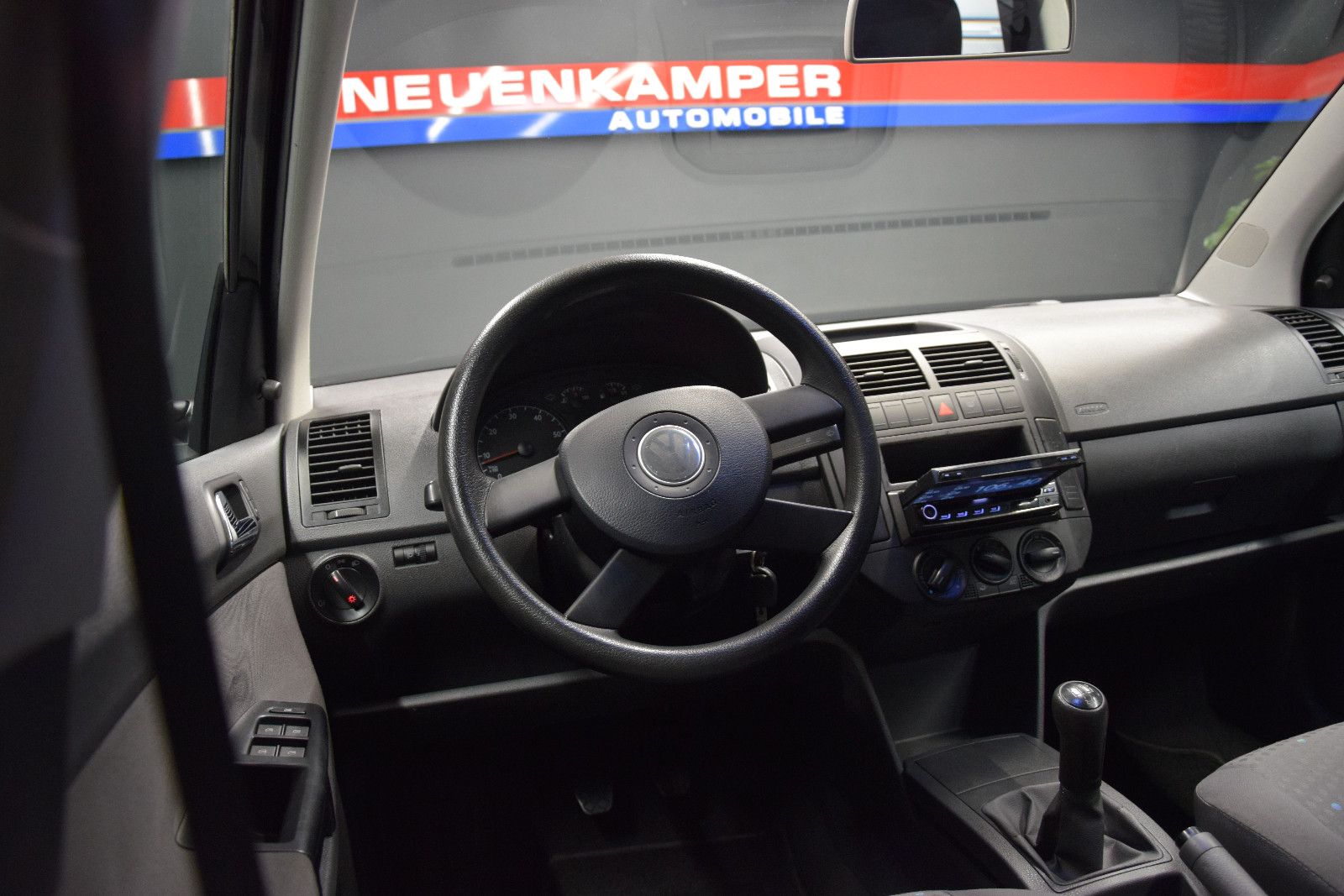 Fahrzeugabbildung Volkswagen Polo 1.2 Basis Radio *TÜV 07/2027*