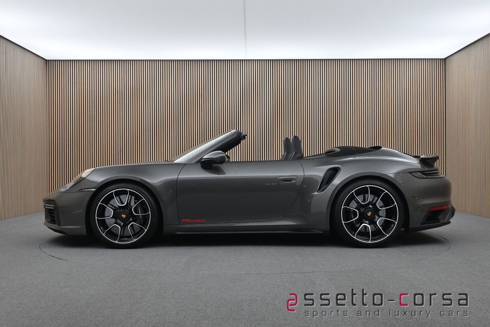 PORSCHE 992.1 Turbo S Cabriolet*LED*Burmester*Lift*SAGA
