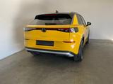Volkswagen T-Roc Style 1.5 eTSI DSG PANO+HUD+MATRIX+NAVI - Volkswagen: Von Händlern