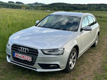 Audi A4 - 1