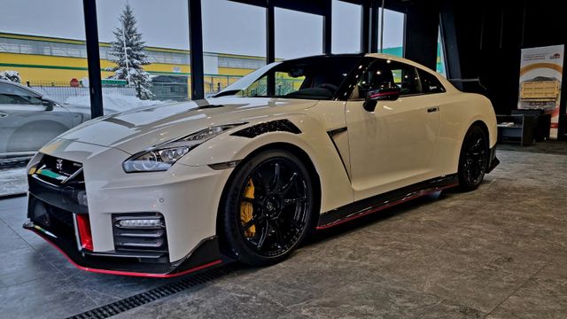 Nissan GT-R NISMO MY20 Europe TAG Heuer