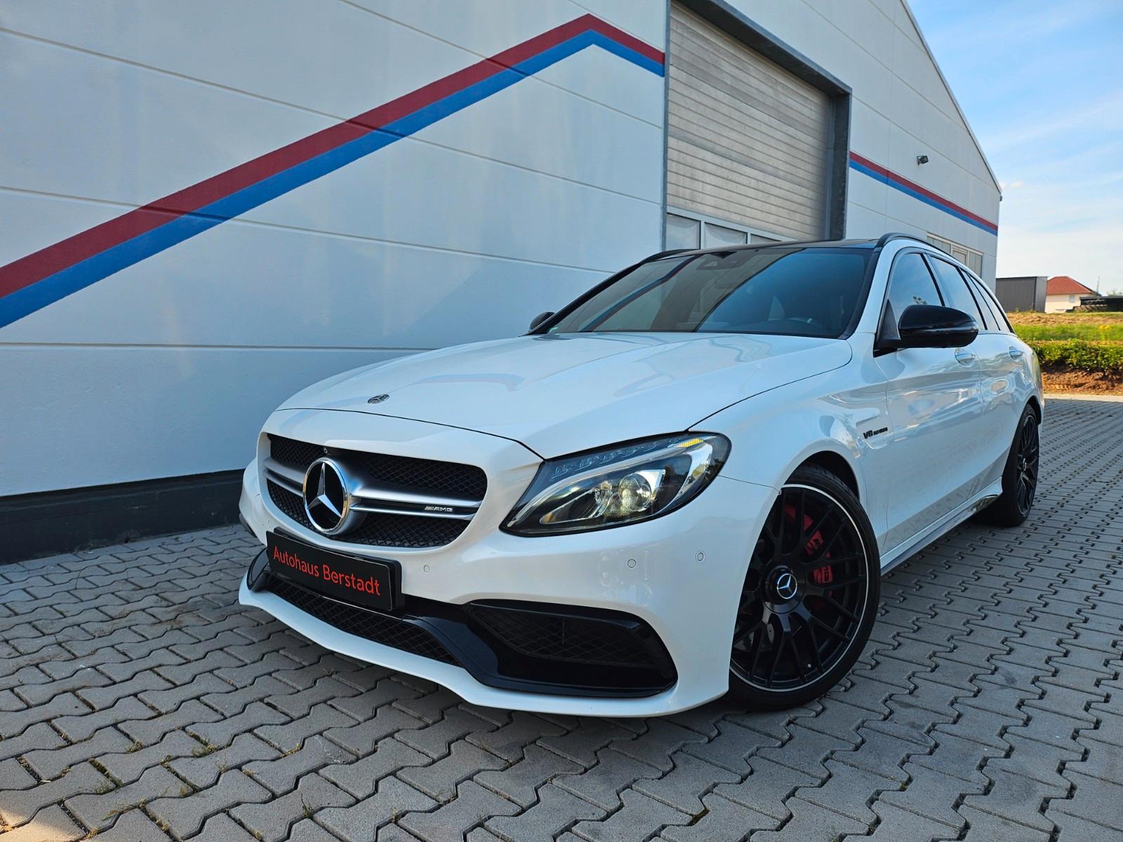 Mercedes-Benz C 63 S AMG NAVI*KAMERA*PANORAMA*SPORTABGASANLAGE