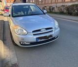 Hyundai Accent - Hyundai Accent mit Benzin-Antrieb: Kleinwagen, Schaltgetriebe