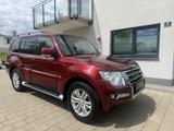 Mitsubishi Pajero 3.2 DI-D Diamant Edition *STHZ*AHK*LEDER* - gebrauchte Mitsubishi Pajero aus dem Jahr 2017