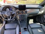 Mercedes-Benz GLA 220 d 4MATIC DCT - - Mercedes-Benz GLA 220 mit Diesel-Antrieb