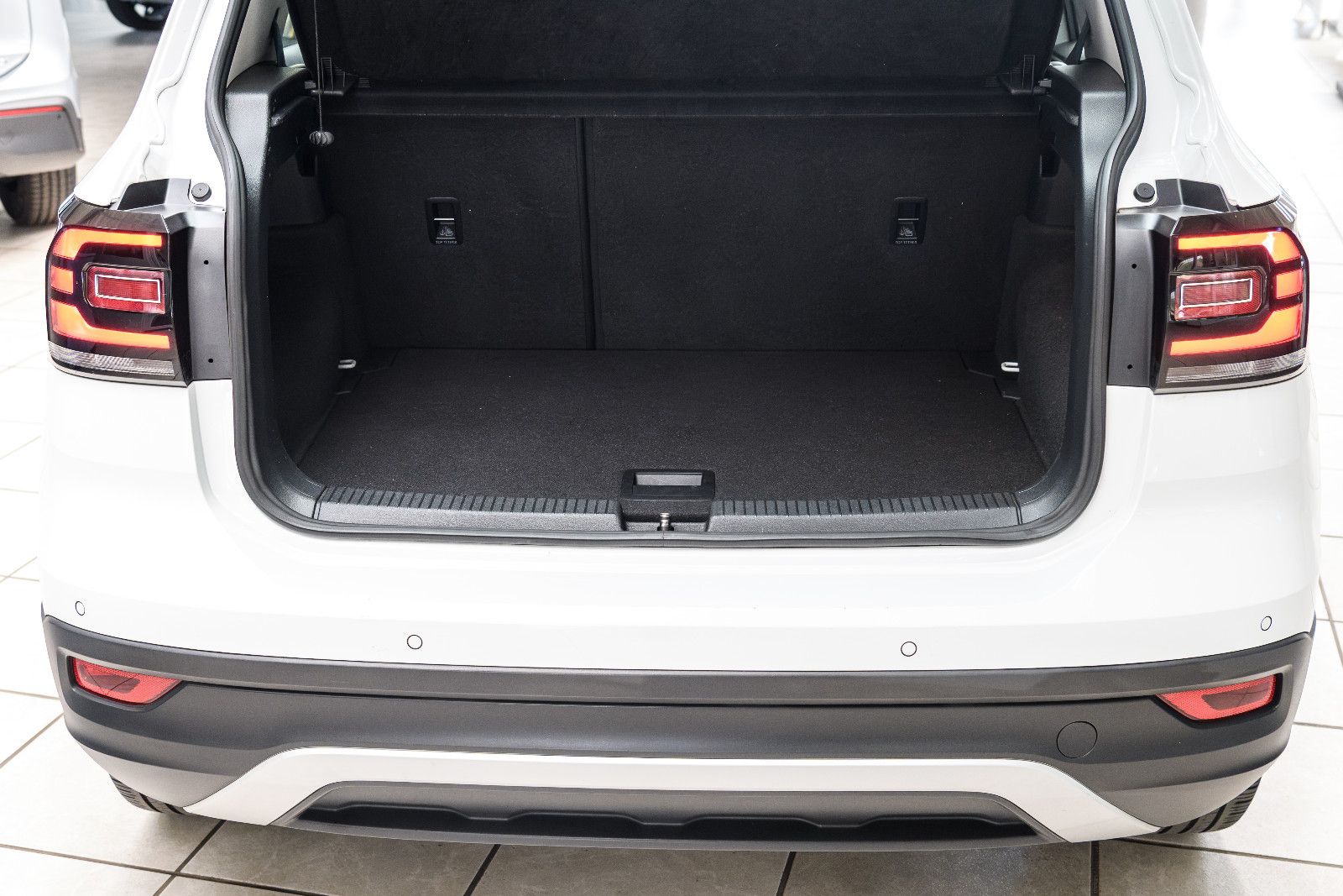Fahrzeugabbildung Volkswagen T-Cross 1,0 DSG Life+ ACC+Kamera+Bluetooth
