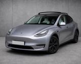 Tesla Model Y RWD | HW4 | EZ 09/2024 |MwSt - silberne Tesla Model Y