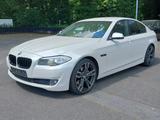 BMW 5 Lim. 525 d/Navi/Bi-Xenon/Foiierung Weiss/20"Z - BMW 525 in Duisburg