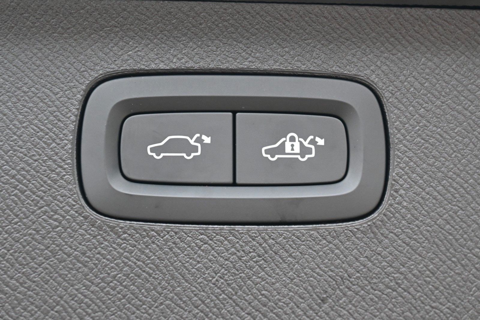 Fahrzeugabbildung Volvo XC90 B5 D AWD Ultimate Dark*STDHZG*LUFT*360°*ACC