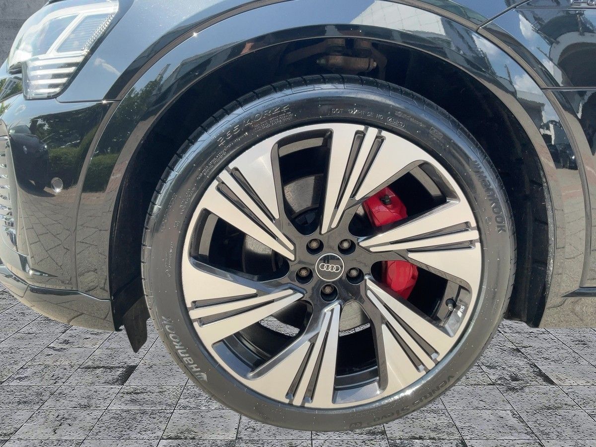 Audi Q8 e-tron - Bild 8