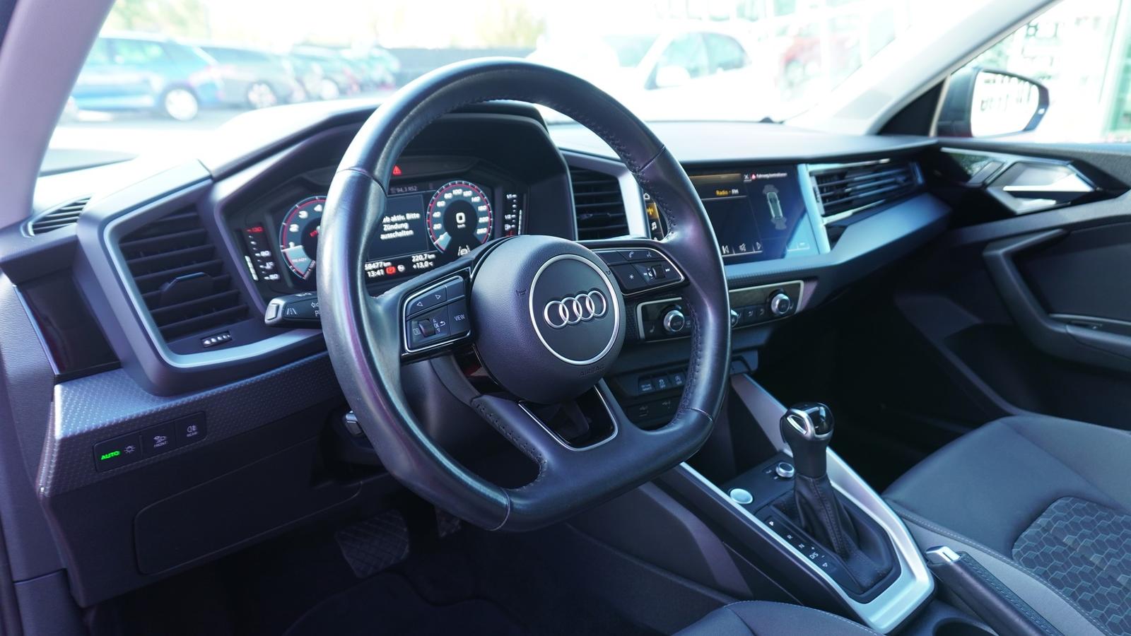 Audi A1 Sportback 40 2.0 TFSI S line LED App-Connect