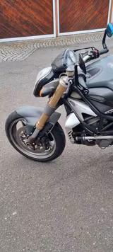 MV Agusta F4 Brutale 750 s - MV Augusta F4 750