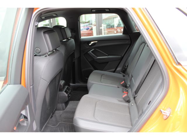 Q3 45 TFSI e Hybrid Str.  S-Line*Pano*Navi*AHK*1