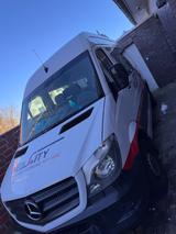 Mercedes-Benz Sprinter Kranken- & Behindertentransport  - Mercedes-Benz mit Diesel-Antrieb: Taxi
