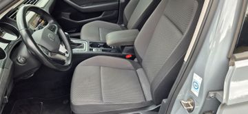 Volkswagen Passat Variant - 10