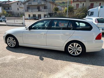 BMW 320 - 6
