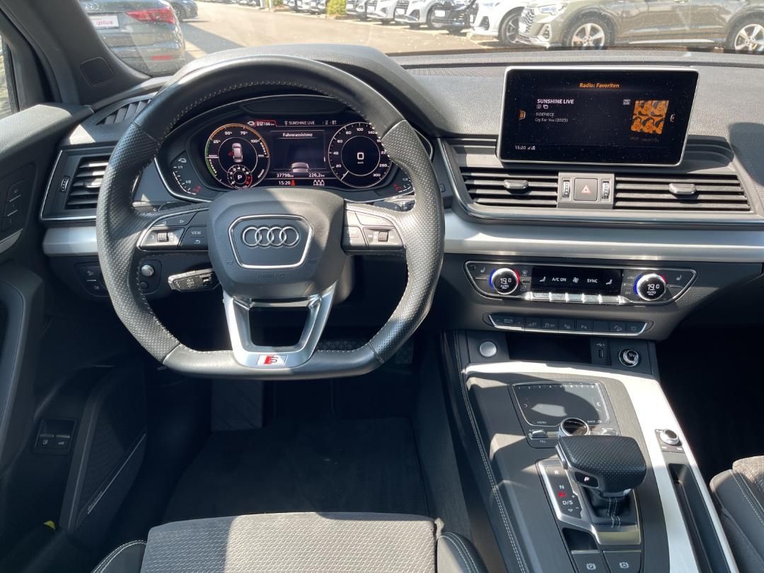 Fahrzeugabbildung Audi Q5 2.0 TFSI e 55 e quattro sport 360,HUD,Kamera