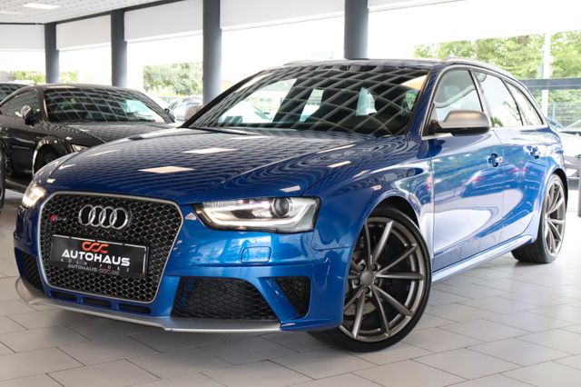 Audi RS4 Avant 4.2FSI Quattro|KAMERA|B&O|CARBON|NAPPA