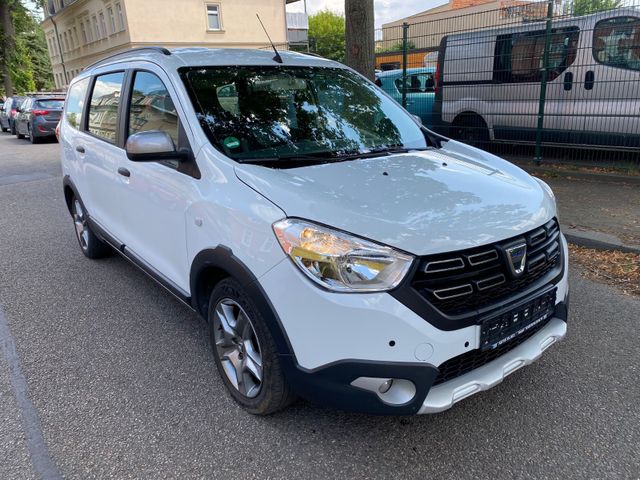 Dacia Lodgy Blue dCi  Stepway,NAVI,PDC V/H