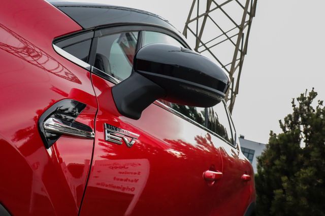 Fahrzeugabbildung Mitsubishi ASX Hybrid TOP 1.6 Benziner AT 8 Jahre Garantie