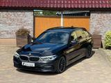 BMW 530 530 d Sport Line*Panorama*LED* - BMW 530 in Halle