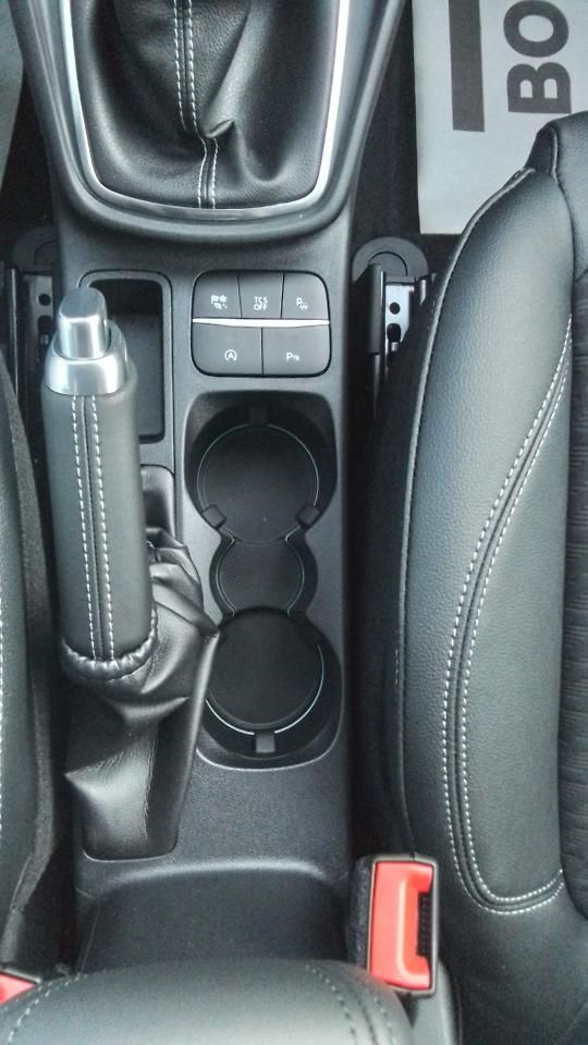 Fahrzeugabbildung Ford Puma ST-Line Design