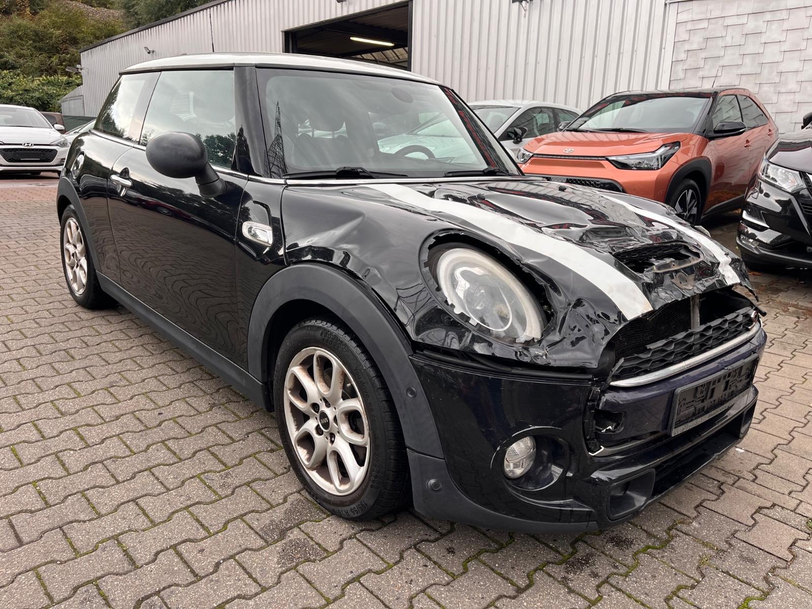 MINI Cooper S "Autom./Navi/Leder/Euro6"