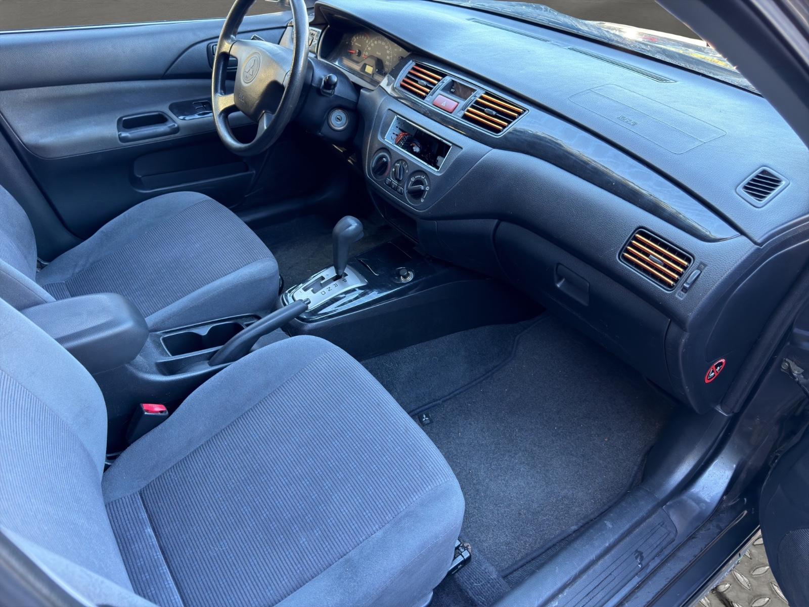 Mitsubishi Lancer 2005 — photo 12