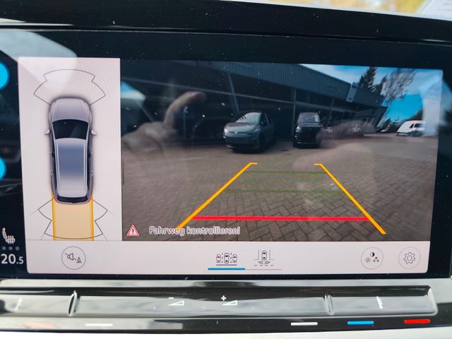 Golf VIII Variant 1.5 eTSI DSG *Massage*Standh*