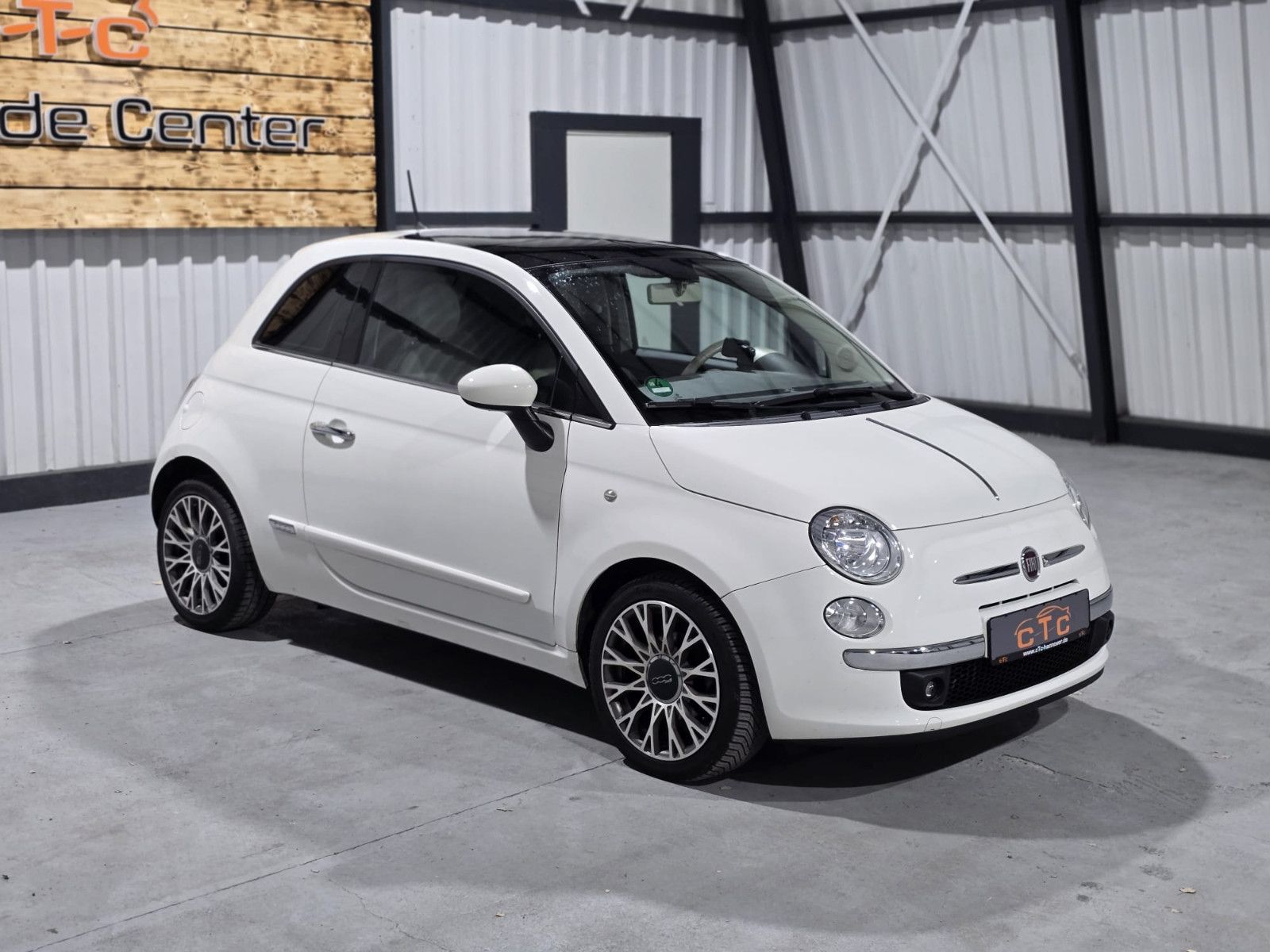 Fahrzeugabbildung Fiat 500 Lounge/Klima/Panorama/EURO6/TÜV-NEU/Garantie