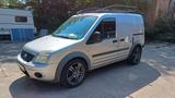 Ford Transit Connect AHK Klima LKW Dachgitter - Ford Transit Connect aus 2013 mit Diesel-Antrieb