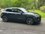 Porsche Macan - - Luftfederung, BOSE - Porsche aus 2020