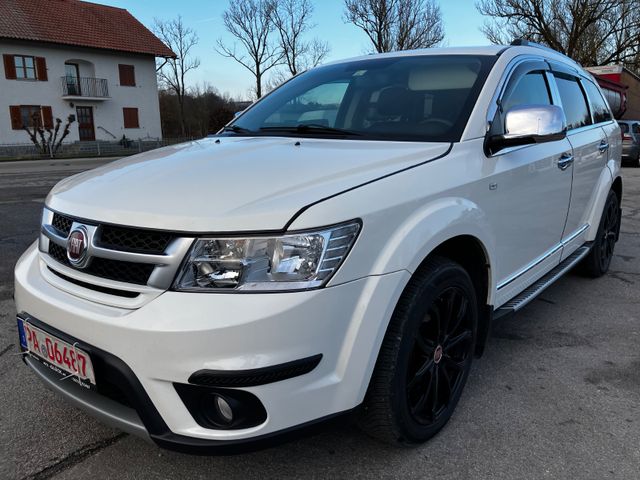 Fiat Freemont 2.0 Diesel/ Automatik/4x4/7 Sitze/Leder