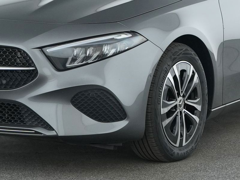 Mercedes-Benz A 200 Progressive LED Cam Winter SHZ 17' foto 4