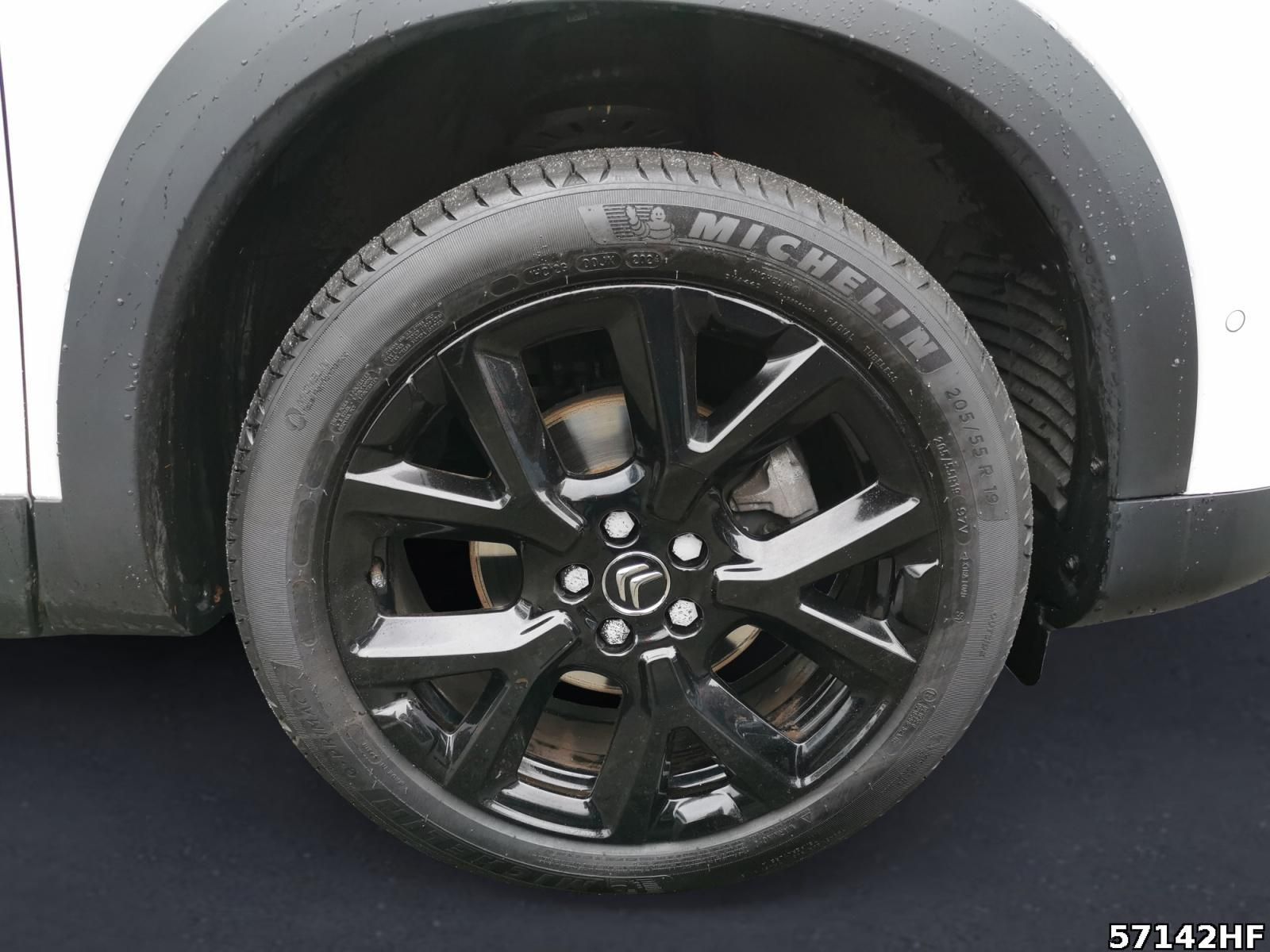 Fahrzeugabbildung Citroën C5 Aircross Shine Pack